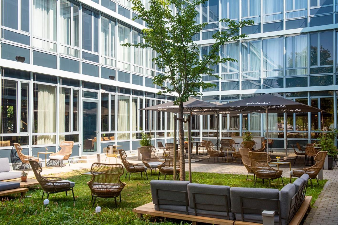 Flightgate Munich Airport Hotel, A Member Of Radisson Individuals Hallbergmoos Exterior foto